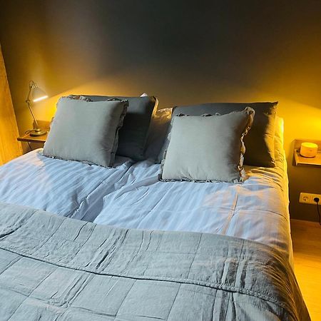 Ak-Lux101 Apartment อาคูเรย์รี ภายนอก รูปภาพ